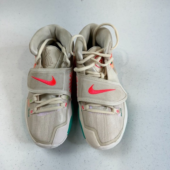 Nike Women's‎ Kyrie 6 N7 Light Cream Flash Crimson Sail Sneaker Shoes Size 4 - Picture 3 of 12